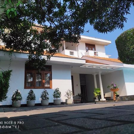 Bed and Breakfast Suriya Arana Negombo Exteriér fotografie